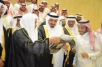 الأميرمتعب بن عبدالله يعزي أسرة القاضي بوفاة ابنهم المبتعث